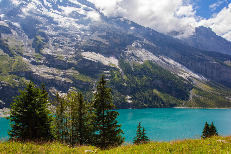 Wanderweg Richtung Oeschinensee